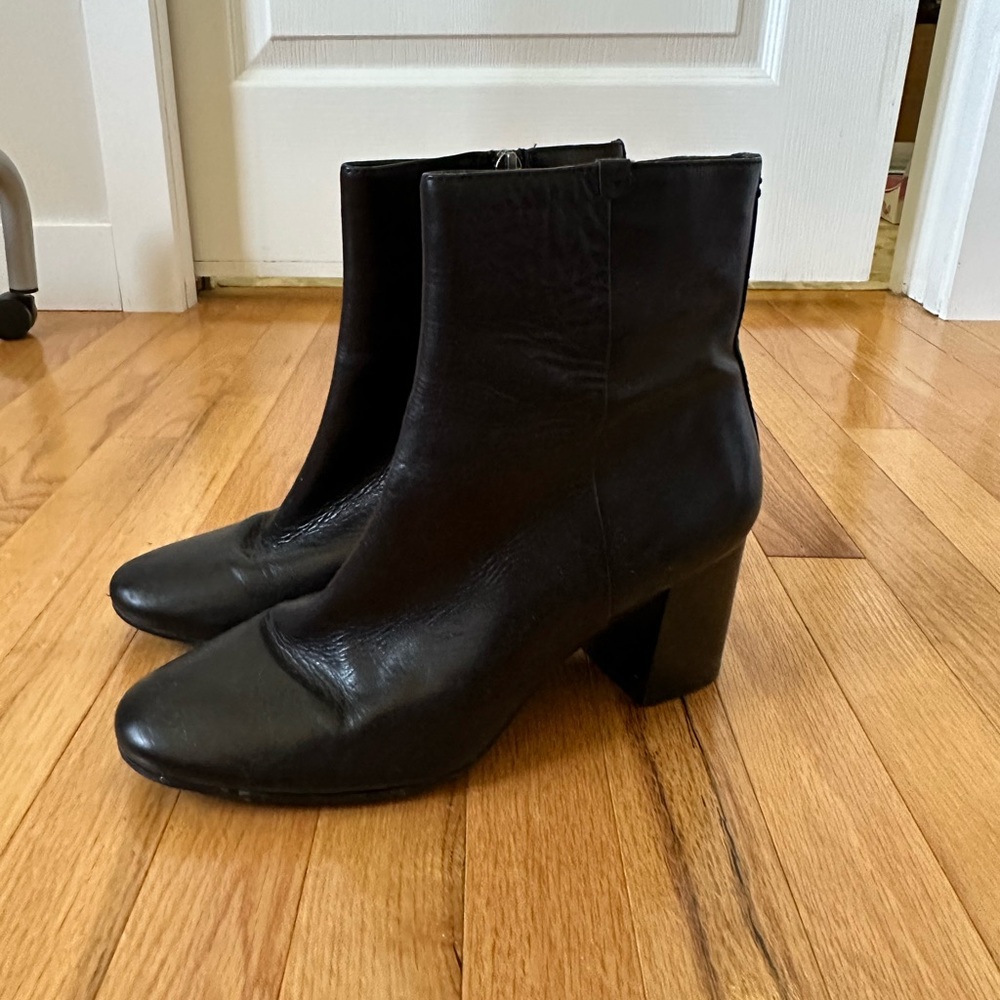 Frye Black Boots (8.5)